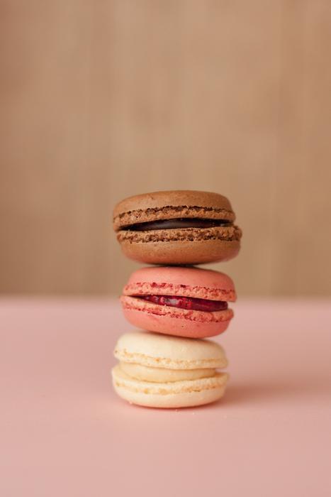 balance of three macaroons