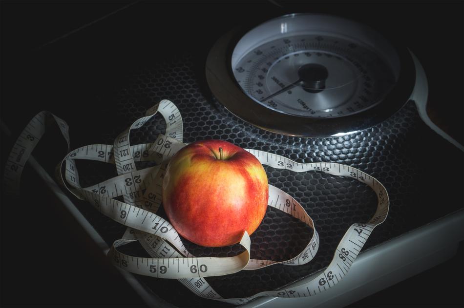weight lossabd red apple