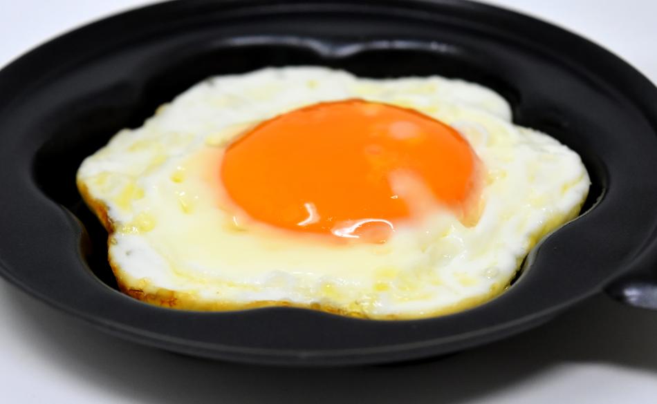 Pan egg