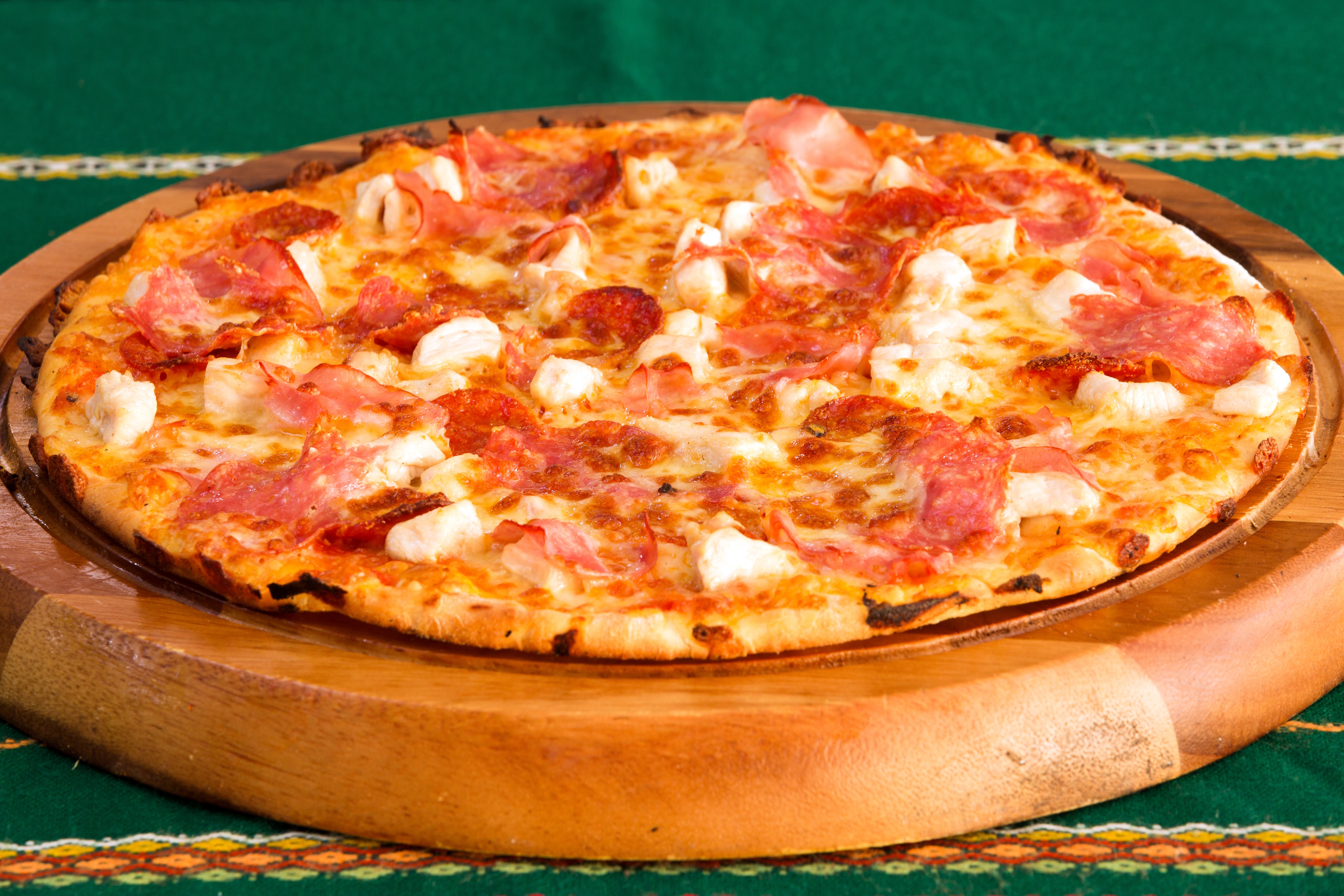 Italian pizza. Пицца Ham. Пицца гриль 1. Die pizza. Pizza Italy meat.