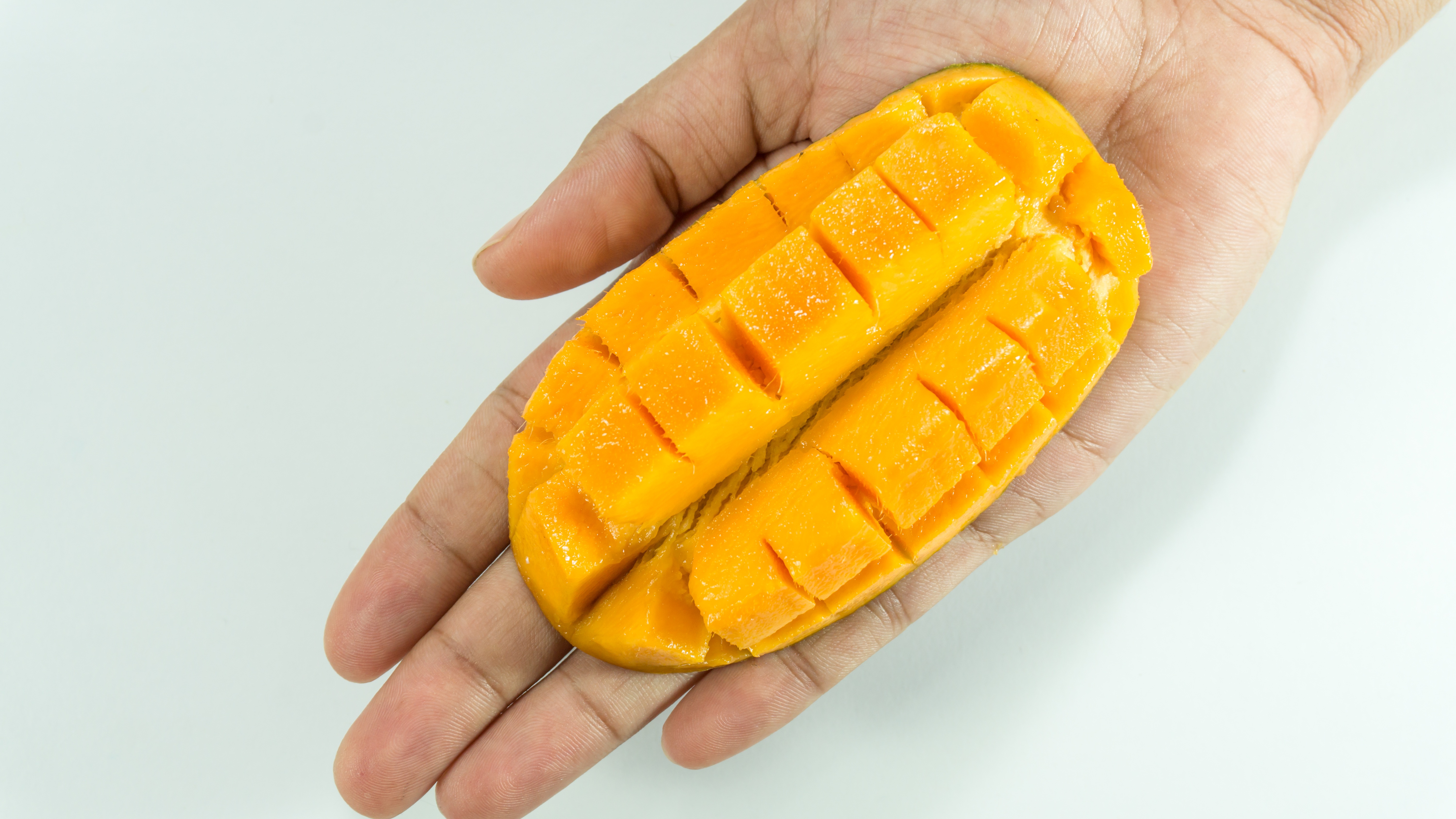 <b>Mango</b> Slice On Hand.