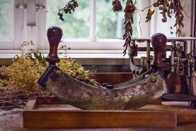 old Herb Cradle Rocker Knife