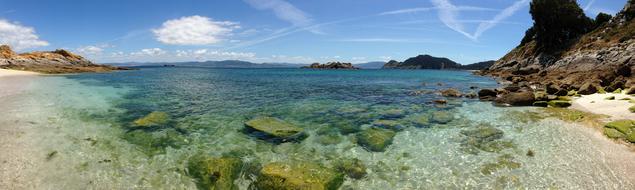 clear water at Paradise Beach, spain, galicia, CÃ­es Islands