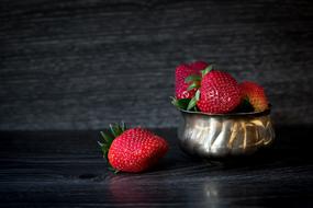 Red Delicious Strawberries in bowl
