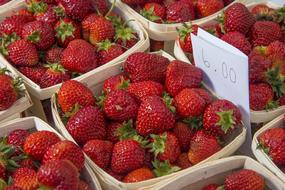 red healthy Strawberries Fresh Fruits