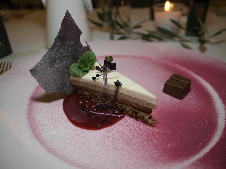Chocolates Cheesecake Desert