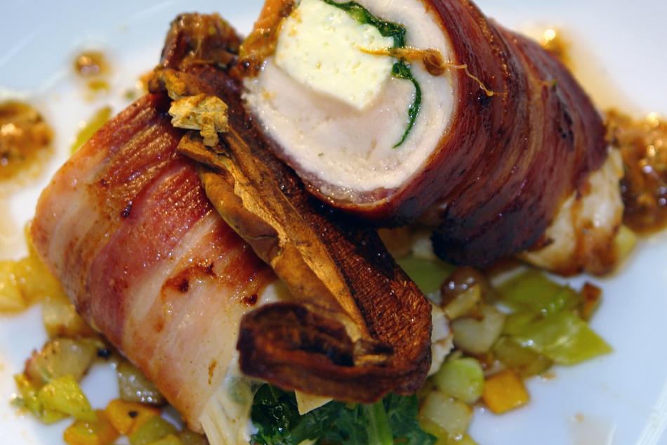 chicken roll in bacon with vegetables