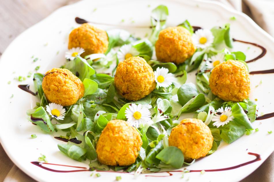 Falafel Salad Curry