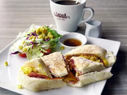 sandwich and salad and coffee for breakfast