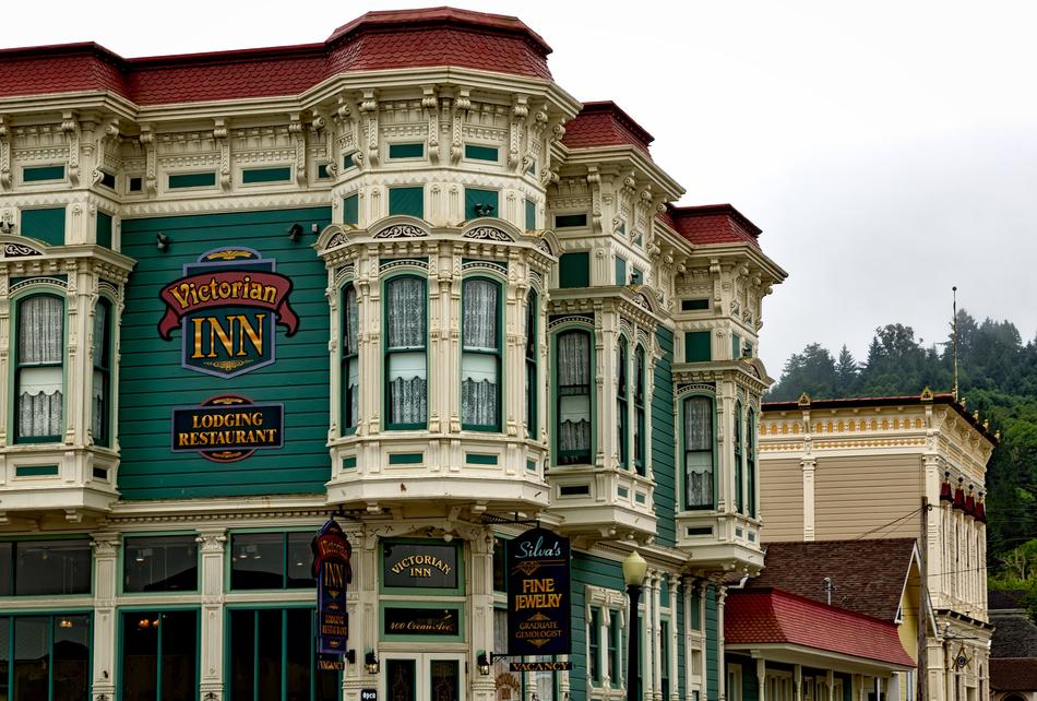 Victorian Inn Lodging exterior, detail, usa, california, ferndale