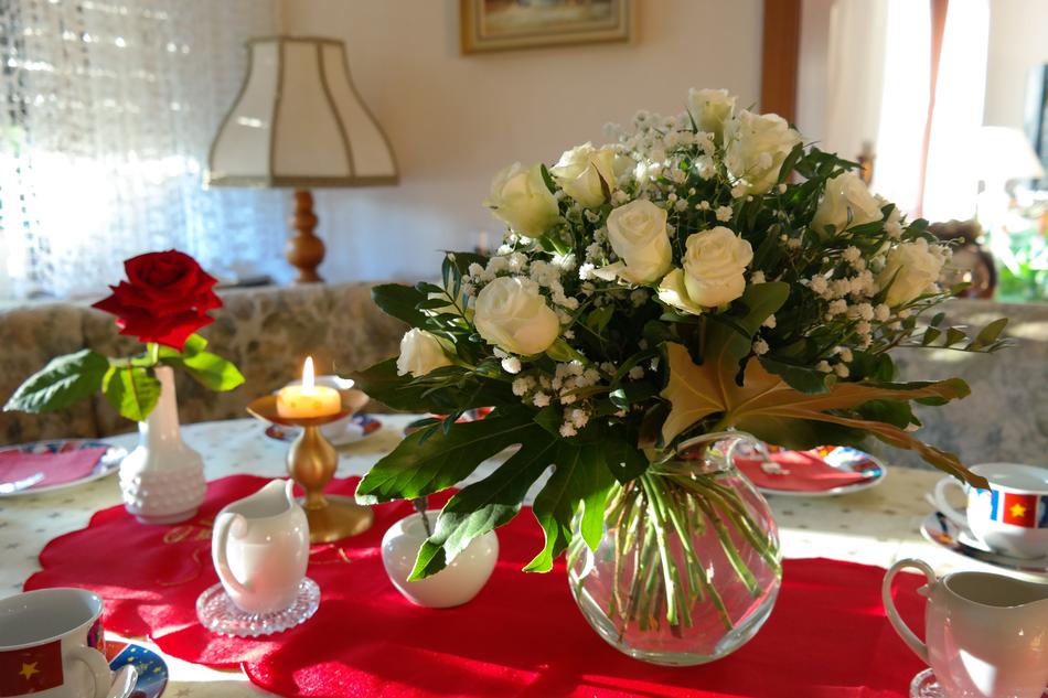 Bouquet Flowers Of Roses