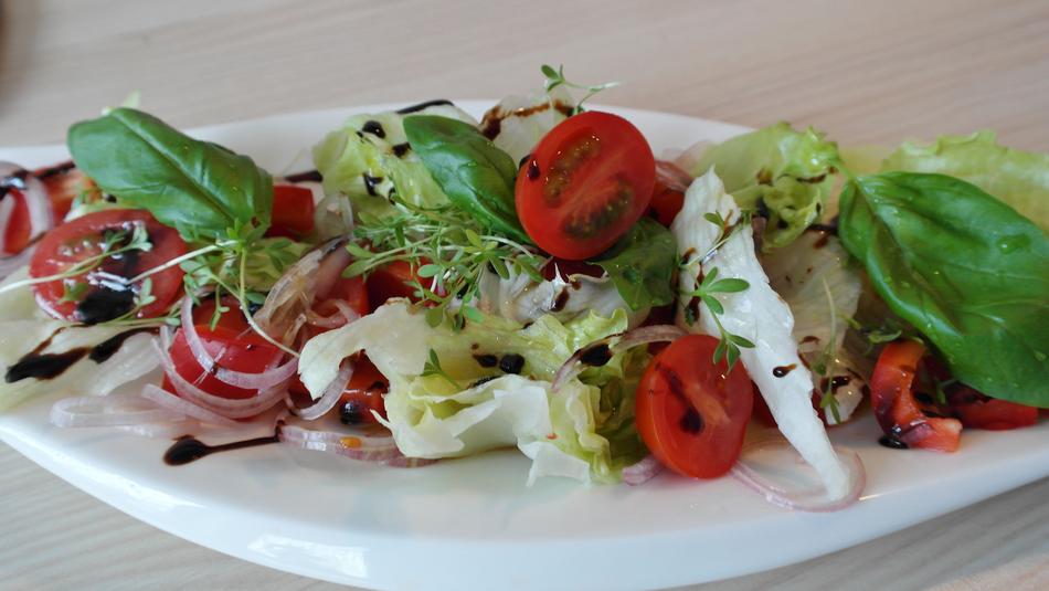 Salad Mixed Tomato