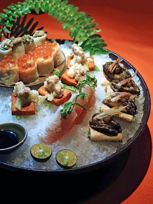 Modern Cuisine Sushi Seafoods