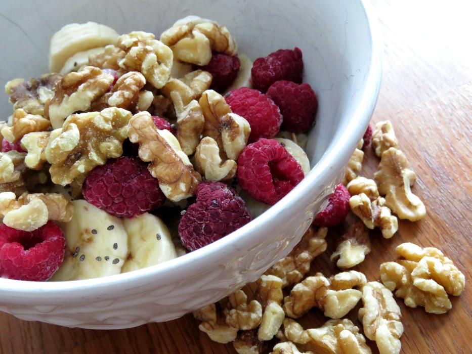 Bananas Walnuts Raspberries