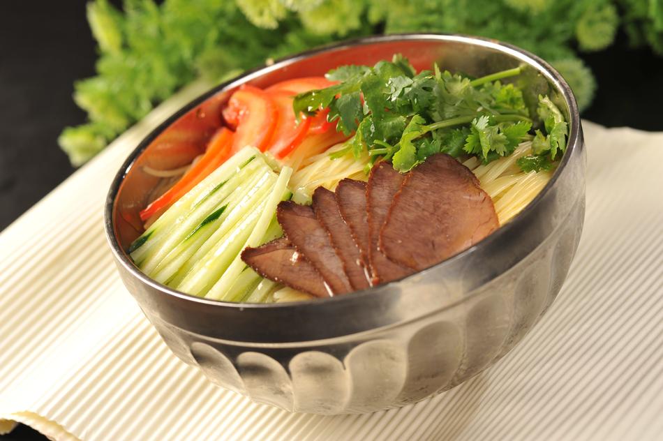 Korean Cold Noodles with Bacon
