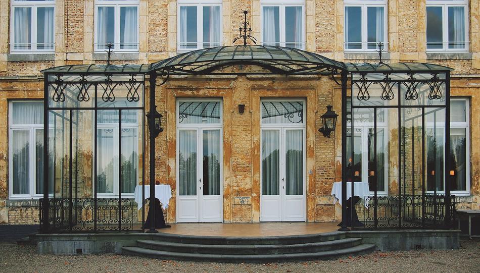 St Gerlach Chateau Restaurant facade