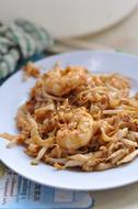 national dish of noodles and shrimp