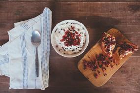 pomegranate yogurt