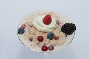 berries and muesli