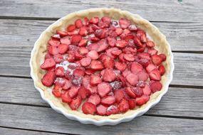 strawberry sweet cake