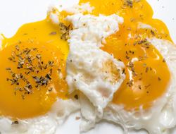 scrambled eggs with spice