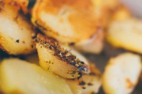 fried salted potatoes