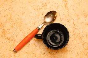 cup spoon table