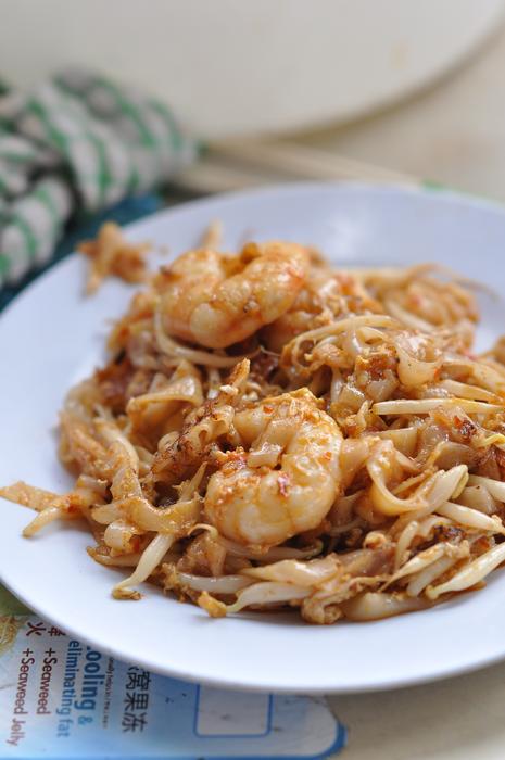 national dish of noodles and shrimp