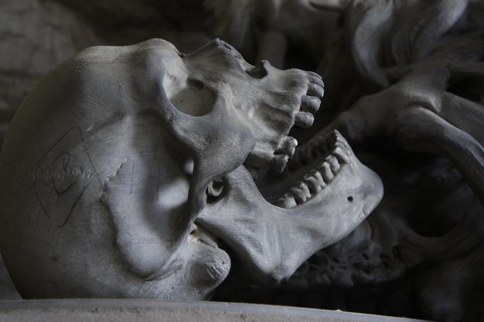 Skull teeth Cemetery