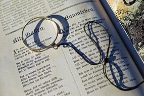 Monocle Nostalgic and page text