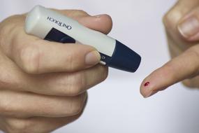 finger sugar test