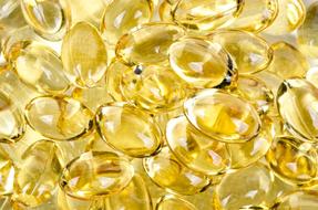 Herbal oil, Yellow capsules