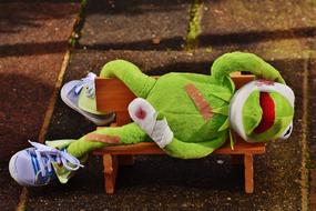 Kermit frog toy First Aid
