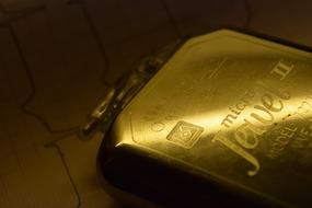 Medical Pacemaker Cardiac gold