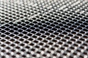 metal grid structure