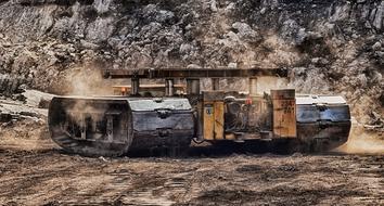 Open Pit Mining, Tracked Vehicle