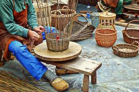 weaving baskets as a craft