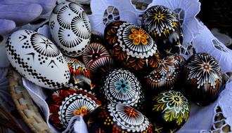 hand painted easter eggs
