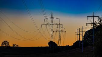 Current Strommast Power sunset