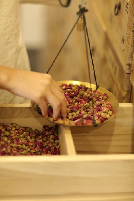 Traditional Chinese herb hands