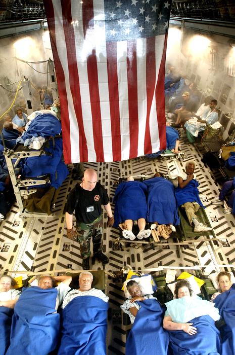 hurricane katrina victims in Plane, evacuation