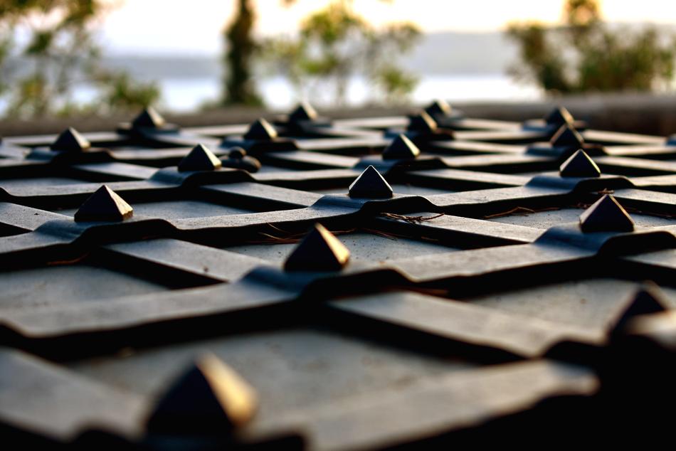 Metal pyramids