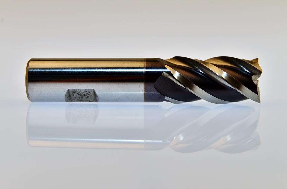ring mill on a glass table