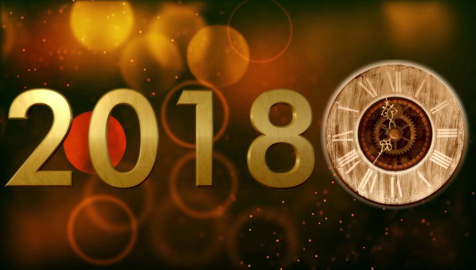 Bright glamor gold clock for 2018