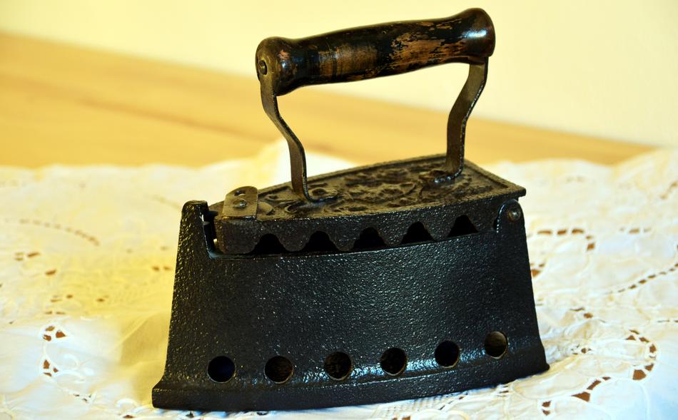 old cast iron on lace