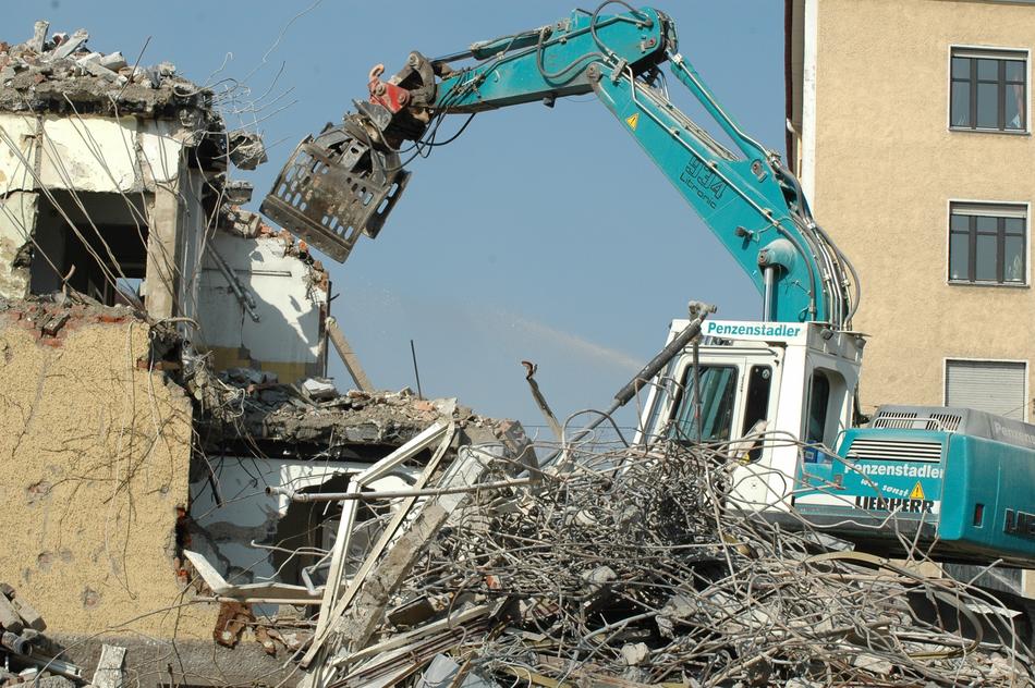 house disassembly