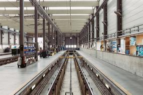 locomotive service pit