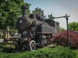 Vintage Train Locomotive ststue