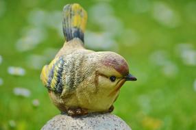garden figure of a bird
