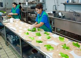 photo of Kitchen Help Worker